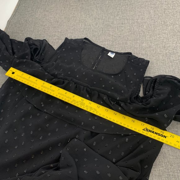 Old Navy Elegant Black Blouse Cold Shoulder Ruffled Round Neck Medium Lined - Picture 10 of 13